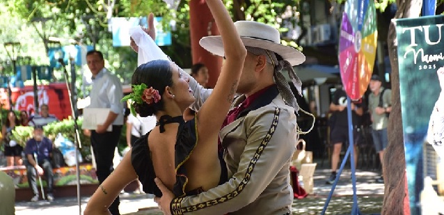La Reina de Tunuy&aacute;n comienza a transitar oficialmente el calendario Vendimial