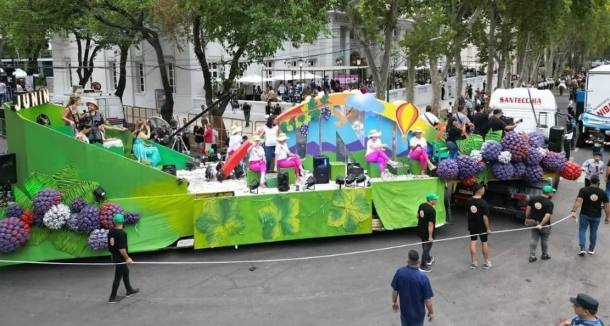 Jun&iacute;n se llev&oacute; el mejor carro 