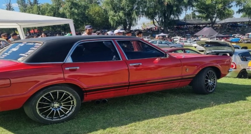 Exitosa convocatoria en la Expo Autos solidaria en Tunuy&aacute;n