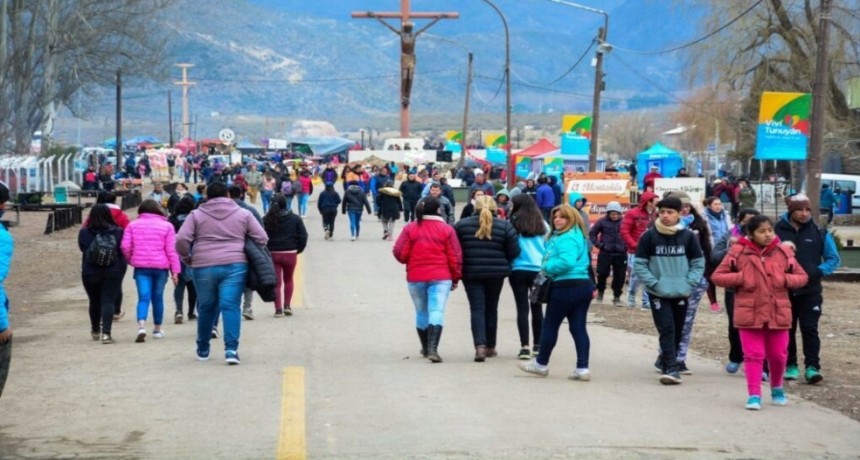 Viv&iacute; el oto&ntilde;o en Tunuy&aacute;n: fin semana extra largo 