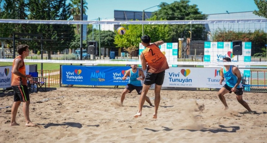 El Circuito Argentino de Beach Volley tendr&aacute; una etapa en Tunuy&aacute;n