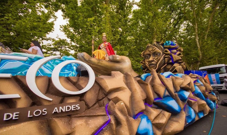 Reviv&iacute; el Carrusel de las Reinas