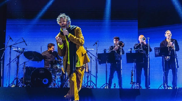 Fito P&aacute;ez en Mendoza como parte de su gira "Sale el sol"
