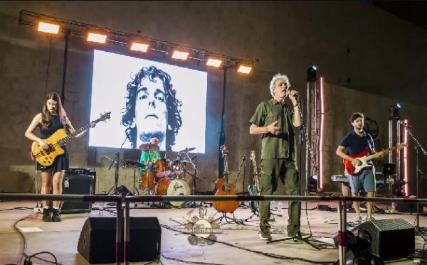 Spinetta en el aire: un recorrido por la obra del Flaco llega al Teatro Independencia