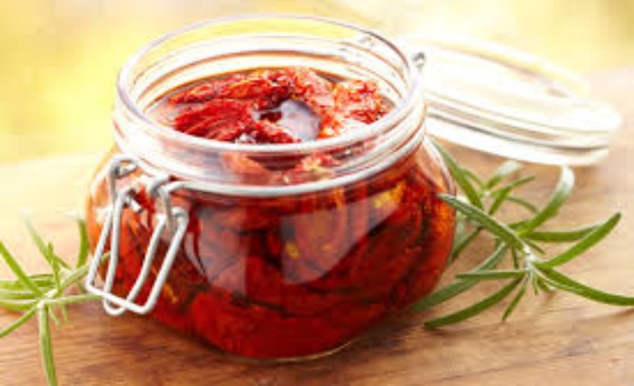 Se dictar&aacute; un taller de elaboraci&oacute;n de tomates deshidratados en La Consulta 