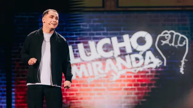 Lucho Miranda presenta "Oscuro":  un show con risas que iluminan