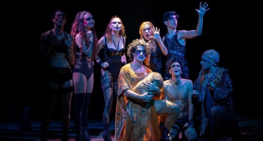 "Cal&iacute;gula" en el Teatro Plaza a fines de mayo