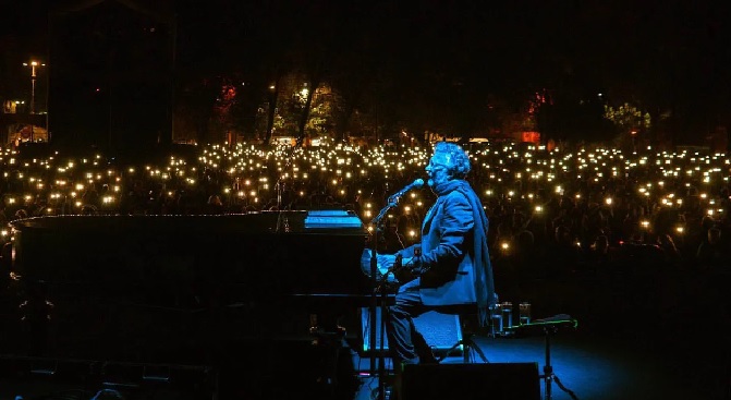 Fito P&aacute;ez regresa a Mendoza con su gira "Sale el sol"