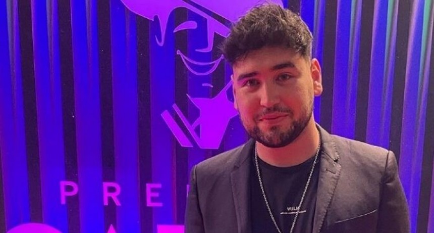Tom&aacute;s Pe&ntilde;aloza estuvo presente en los premios Gardel 2023