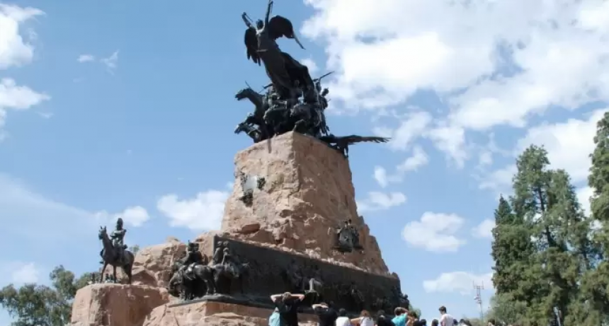 Tardes de Gloria en el Cerro, un paseo por la historia