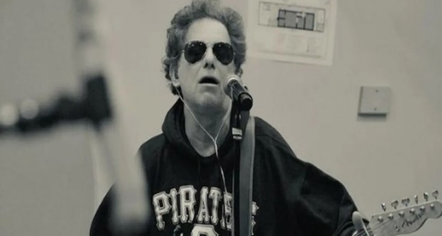 Andr&eacute;s Calamaro en Mendoza: su show se basa en el disco "Honestidad Brutal"