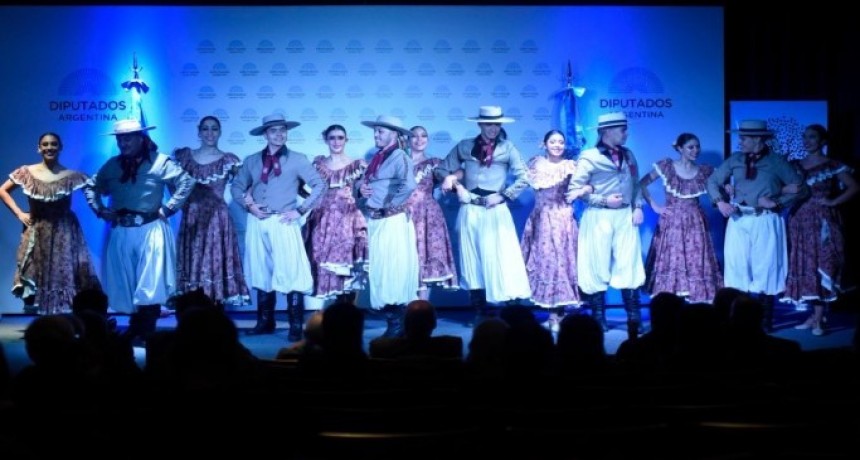 Destacada participaci&oacute;n del Ballet Federal de Tunuy&aacute;n en Buenos Aires