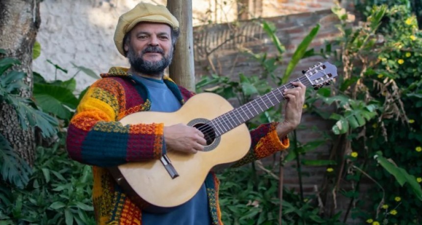 Carlos "Negro" Aguirre presenta en el Independencia el recital "Retrospectiva"