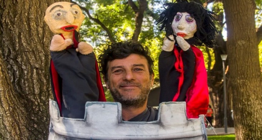 La obra de t&iacute;teres &ldquo;Demetrio el Vampiro&rdquo; cierra julio en la sala Ana Frank