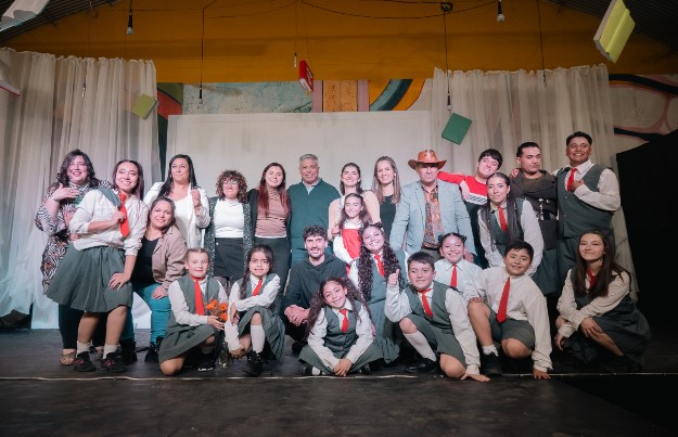 La Niña Genio: teatro, danza y talento al 100% tupungatino