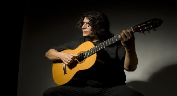 Luis Salinas regresa al Teatro Independencia con una propuesta sonora sin fronteras