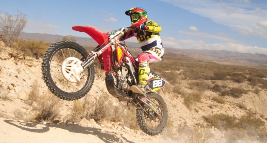 El Provincial de Enduro brind&oacute; un gran espect&aacute;culo en Las Avispas