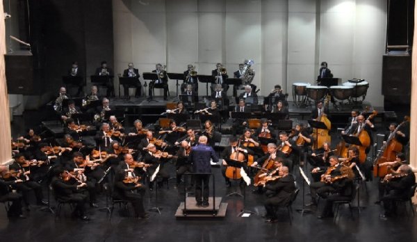 Danza del fuego y la niebla: la Orquesta Filarm&oacute;nica de Mendoza presenta su octavo concierto de abono
