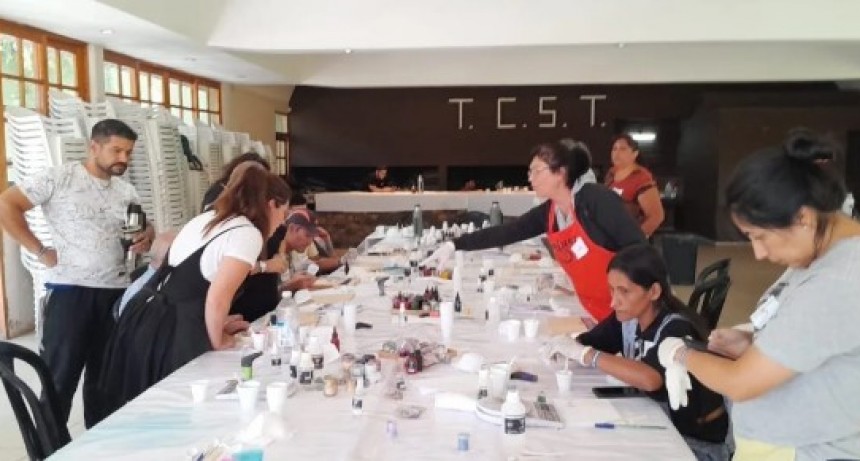 Tunuy&aacute;n: Se viene un taller de resina epoxi 