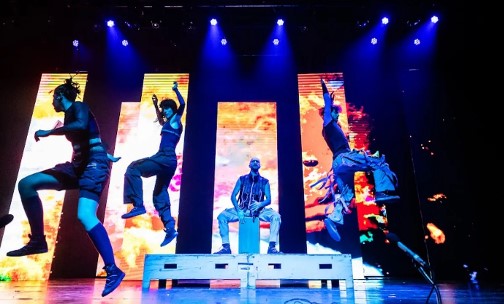 Mayumana presenta "Currents" en Mendoza