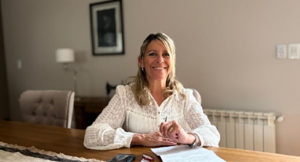 Cecilia Coradetti presenta Cartas que no envi&eacute;, un libro que transforma emociones y recuerdos en palabras