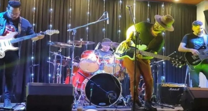 Contra Reloj: el mejor tributo a Los Enanitos Verdes