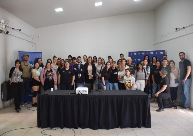 Comenz&oacute; el ciclo de formaci&oacute;n para el sector tur&iacute;stico en Tunuy&aacute;n 