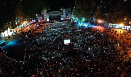 Rivadavia Canta Al Pa&iacute;s 2026: cu&aacute;ndo es y cu&aacute;les son los primeros artistas confirmado
