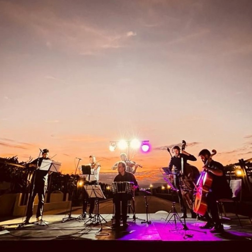 "Quinteto Escolaso" presenta m&uacute;sica de astor piazzolla