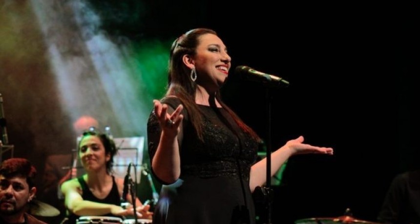 Se reprogram&oacute; &ldquo;98 A&ntilde;os Enamorados, Noche M&aacute;gica de Boleros&rdquo;, que celebra el aniversario del Teatro Independencia