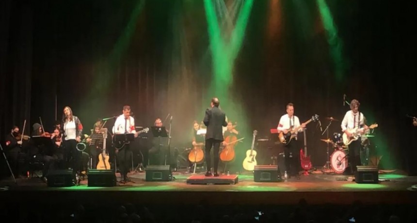 Charly Sinf&oacute;nico en el Teatro Plaza