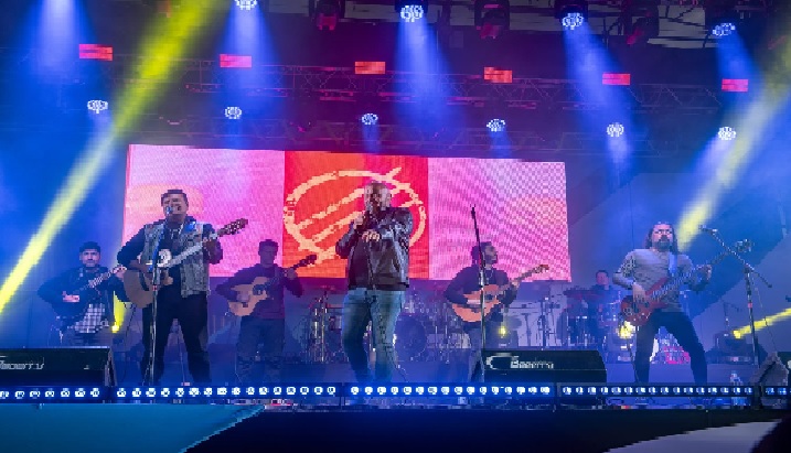 Gran noche folclórica en San Carlos y Chacras