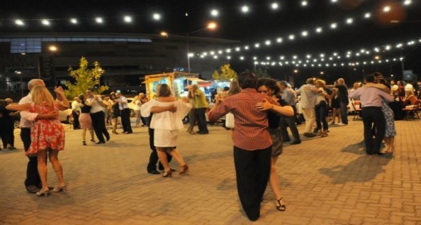 D&iacute;a Nacional del Tango: gran milonga en el Le Parc