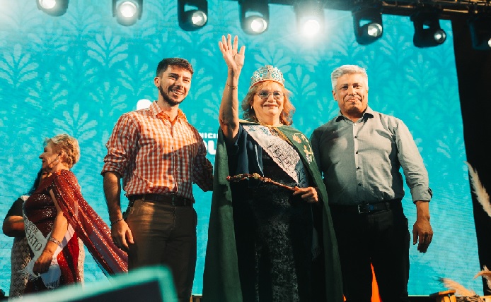 Fiesta departamental del Adulto Mayor: Tupungato coronó a Gloria Britos